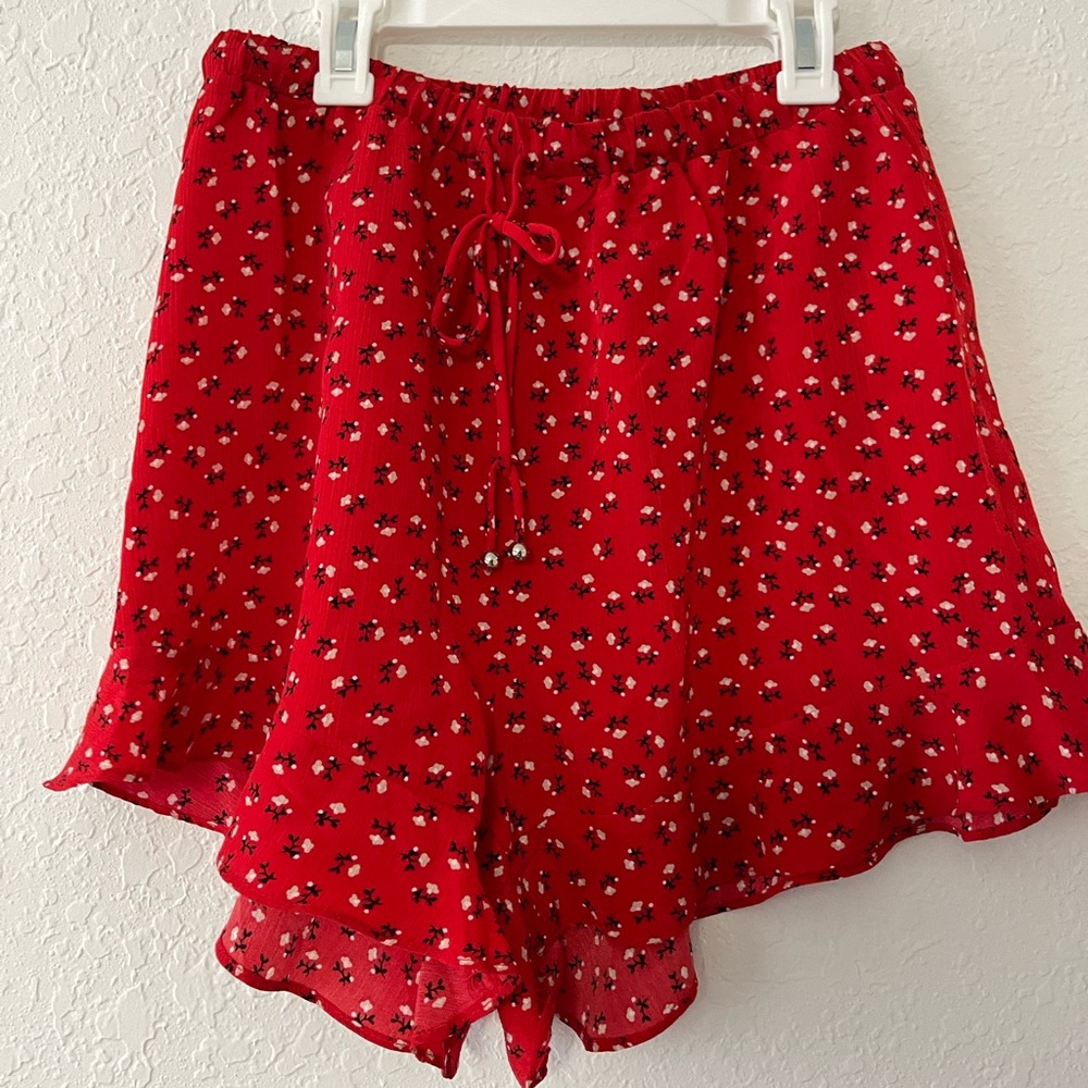 Sabo Skirt Floral Shorts | Medium